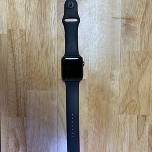 Apple Watch series 3 42mm in Space Gray